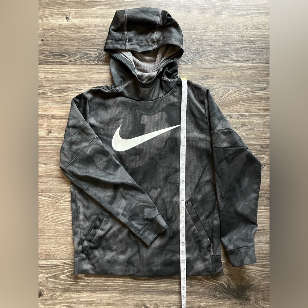 Nike Youth Black Swirl Hoodie Lg